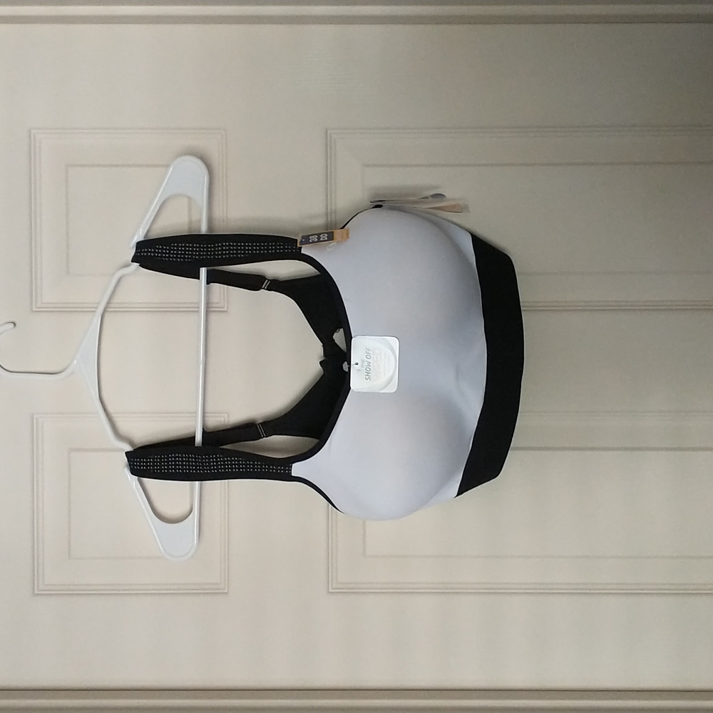 NWT Champion High Support Sports Bra w/ Underwire